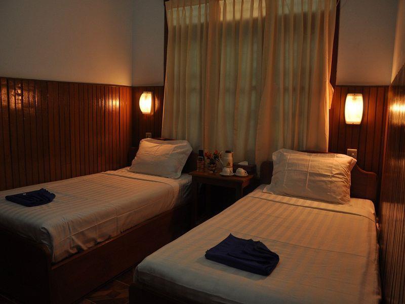 Saw Nyein San Guest House Nyaung-U Экстерьер фото
