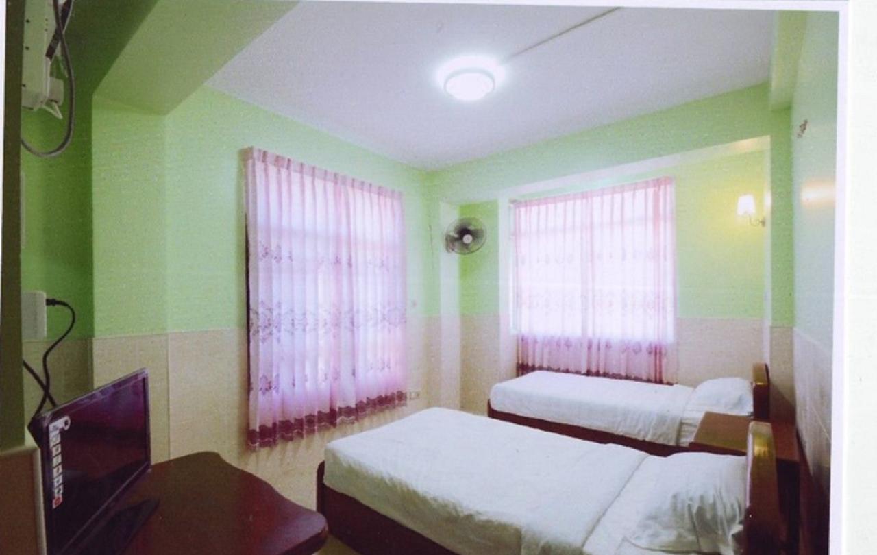 Saw Nyein San Guest House Nyaung-U Экстерьер фото